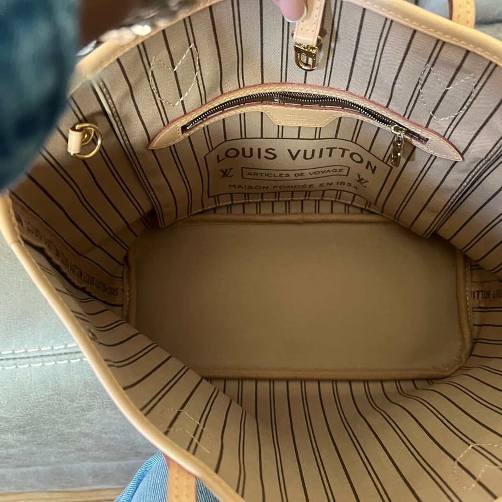Louis Vuitton Authentic LV PM Neverfull - Picture 5 of 16